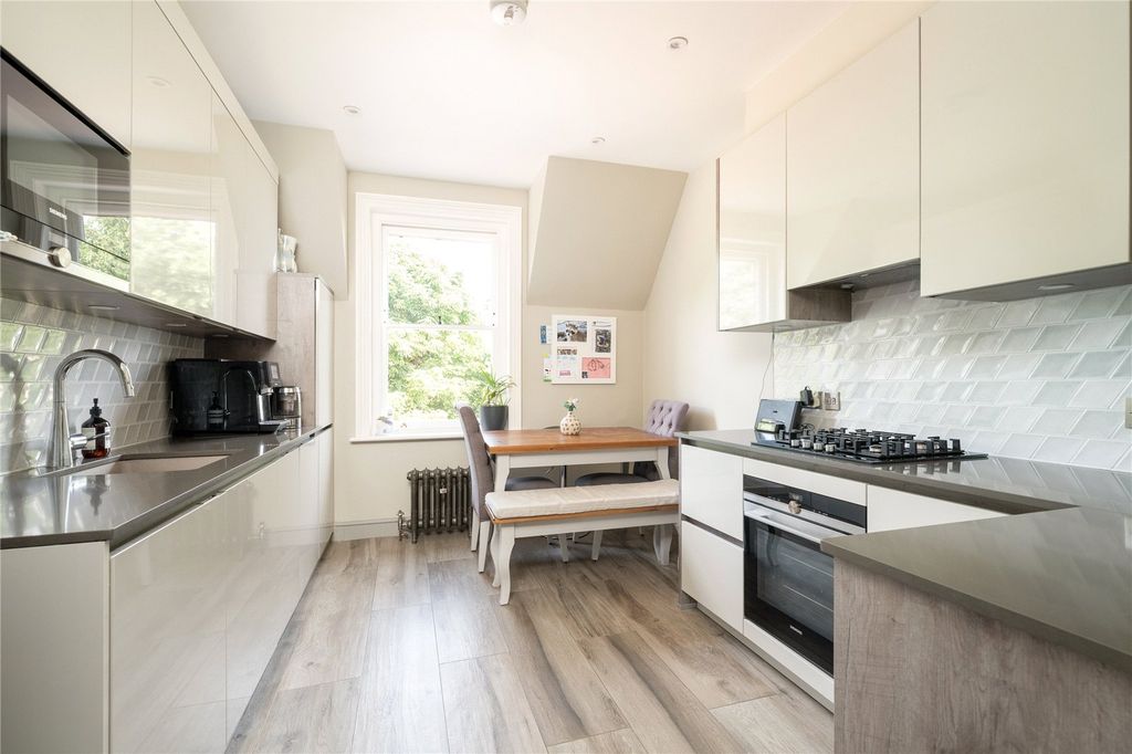 Property photo 2 of 10 Picture No. 03