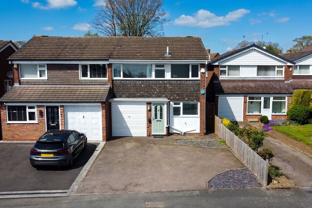Property photo 1 of 41