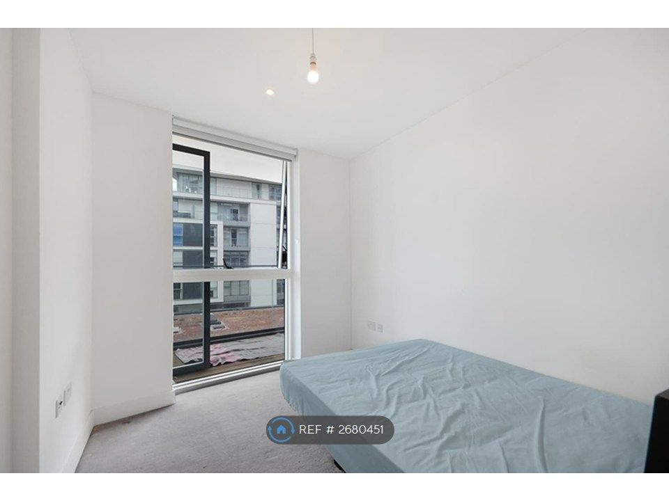 Property photo 3 of 8 Second Double Bedroom