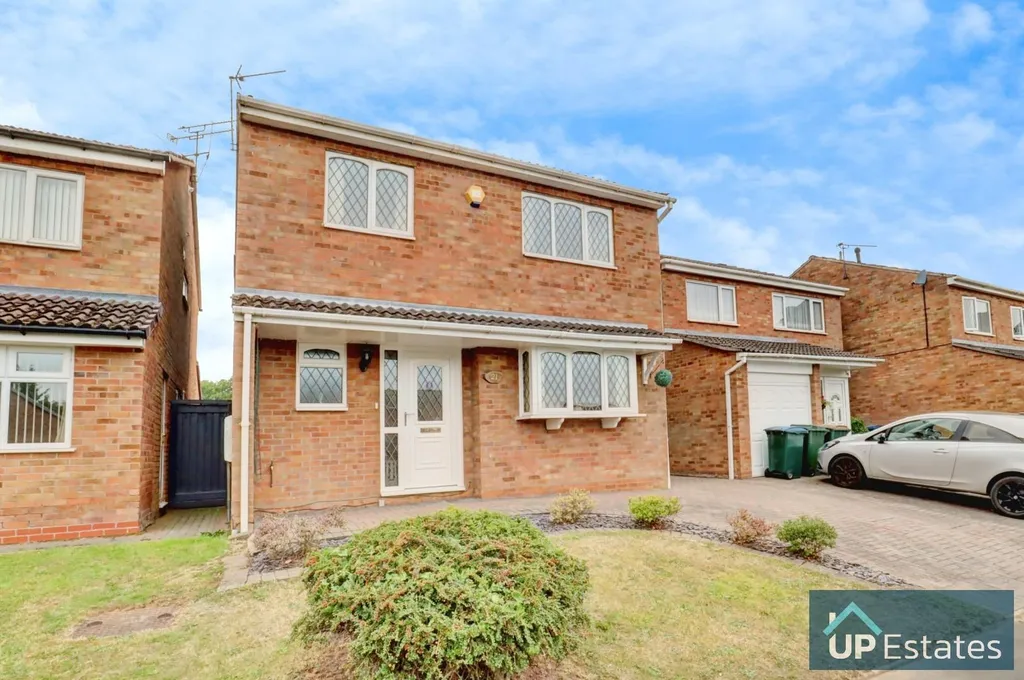 House in Coventry, Clifford Park - More