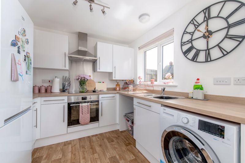 Property photo 3 of 14 Kitchen/Dining Room