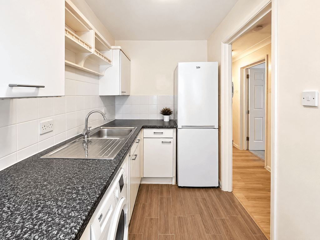 Property photo 2 of 6 30269Ff5-79c5-4d80-8Ac1-E56Af01832E4
