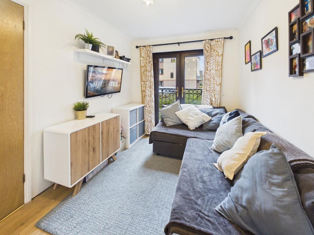 Property photo 2 of 24 Cam01530G0-Pr0383-Still002.Jpg