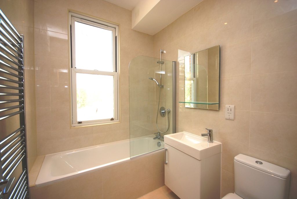 Property photo 2 of 8 Bathroom