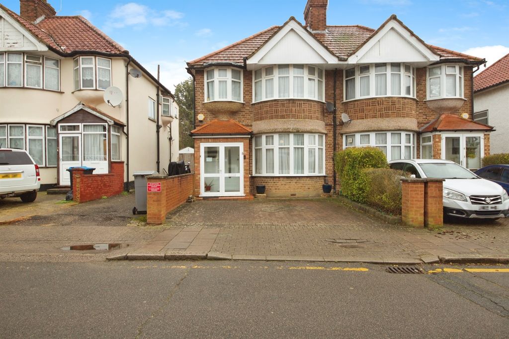 Property photo 1 of 15