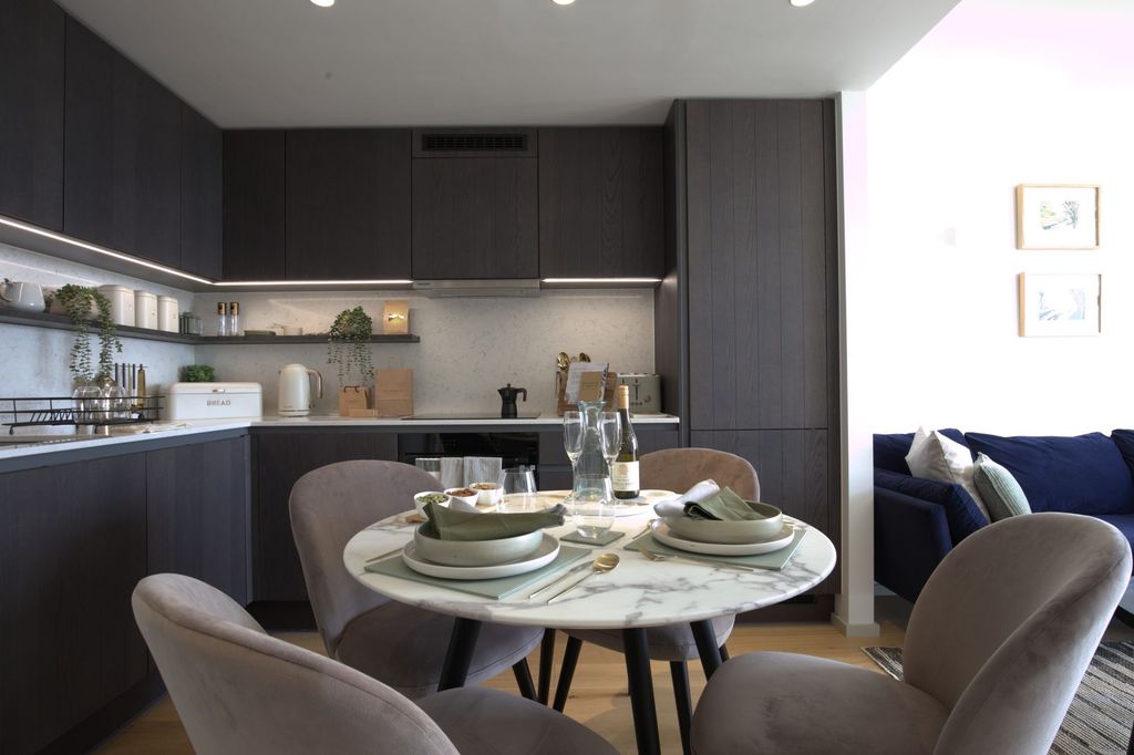 Property photo 2 of 7