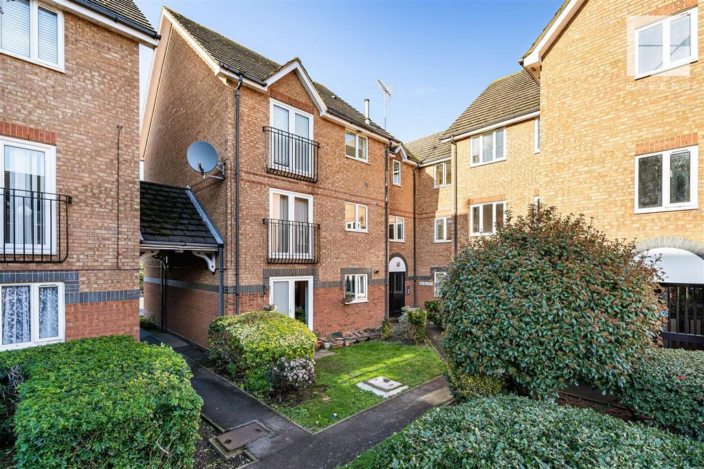 Property photo 1 of 13 2_72836_Watermarked.Jpg