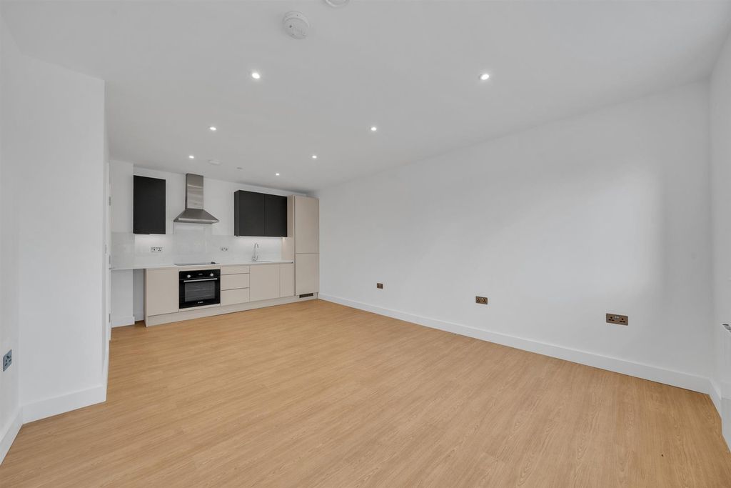 Property photo 2 of 12 Nin00610.Jpg