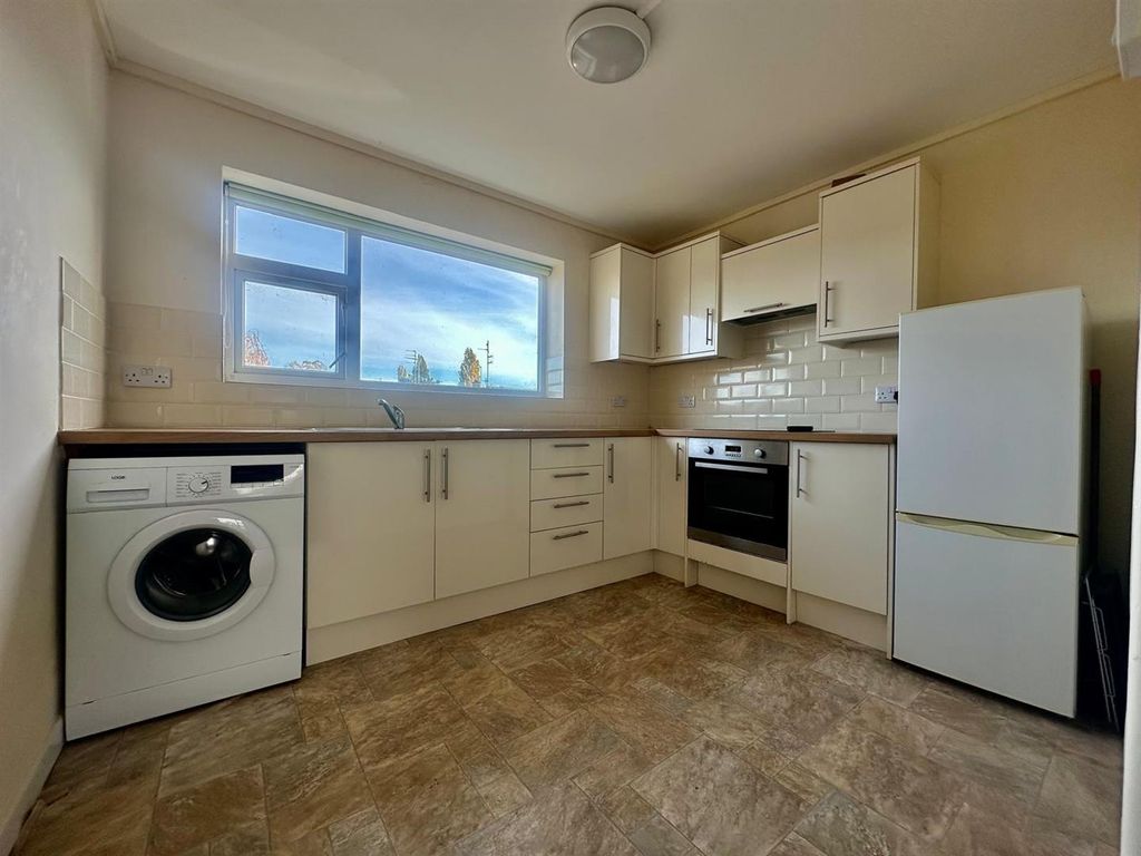 Property photo 2 of 10 Whatsapp Image 2025-10-30 At 12.32.13_760E54Bf.Jpg