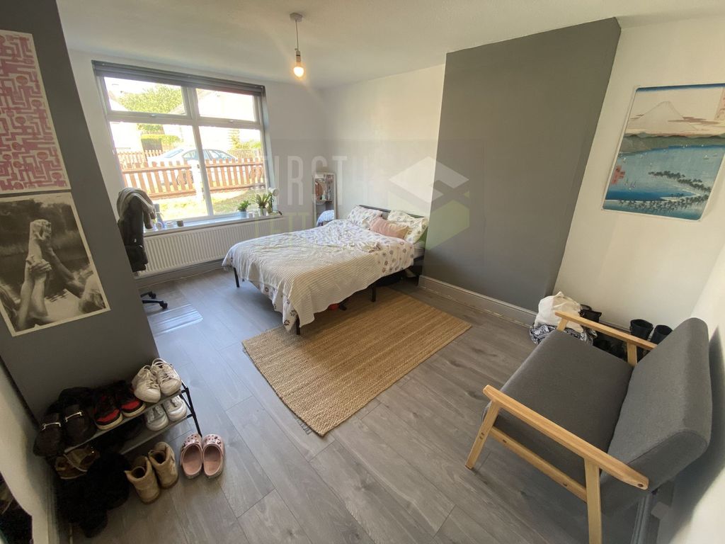 Property photo 1 of 22 Photo 15