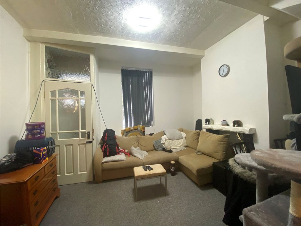 Property photo 2 of 7 Lounge