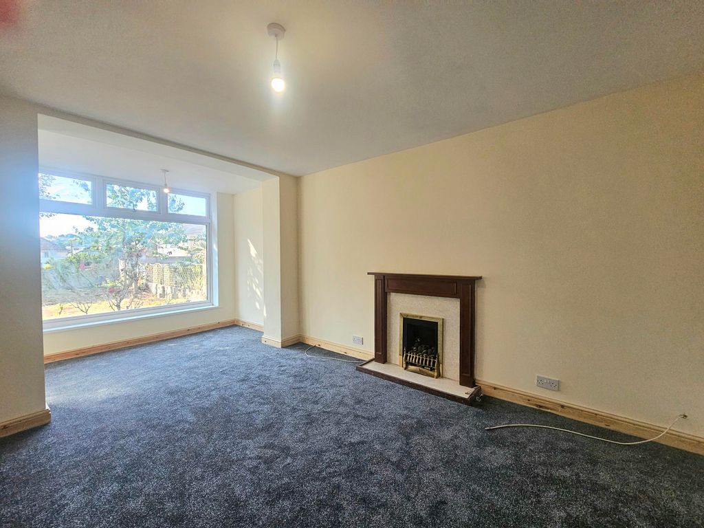 Property photo 3 of 14 Image