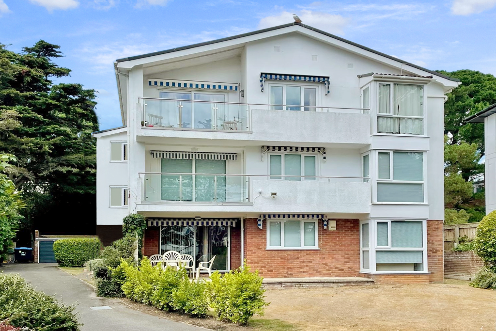 Property photo 1 of 20