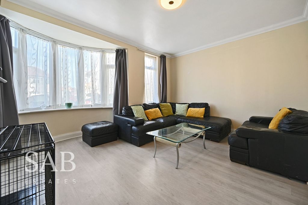 Property photo 2 of 14