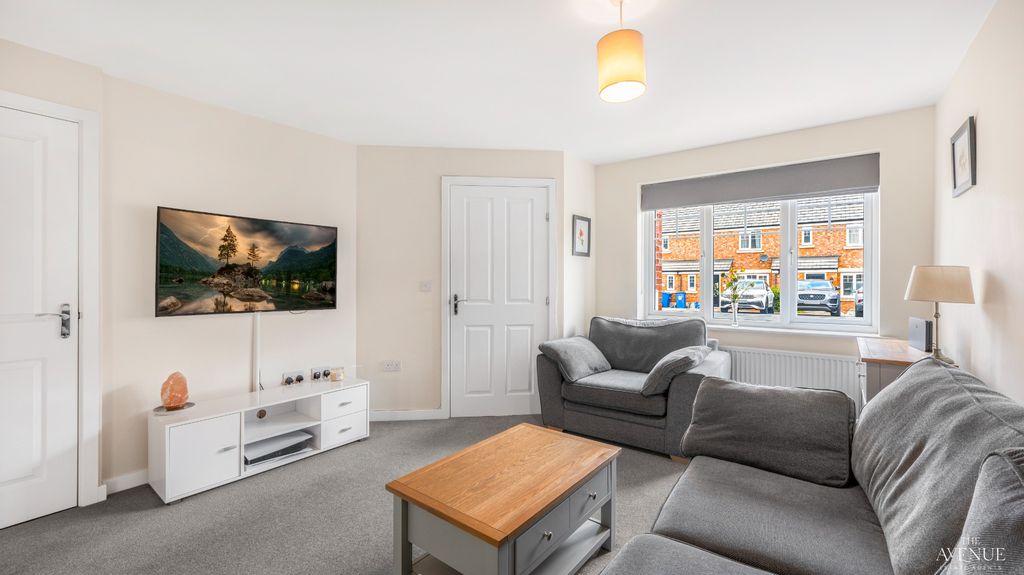 Property photo 3 of 15 5083847