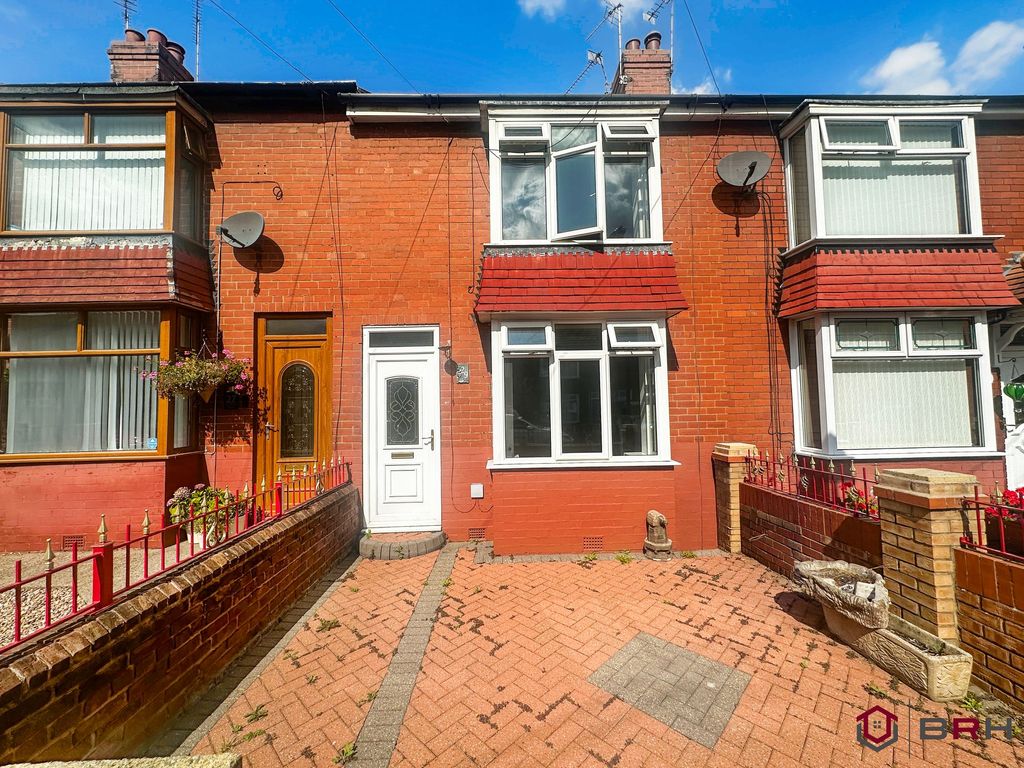 Property photo 1 of 27