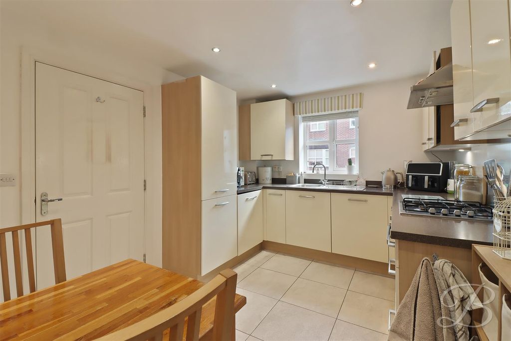 Property photo 3 of 23 Img_2232_1.Jpg
