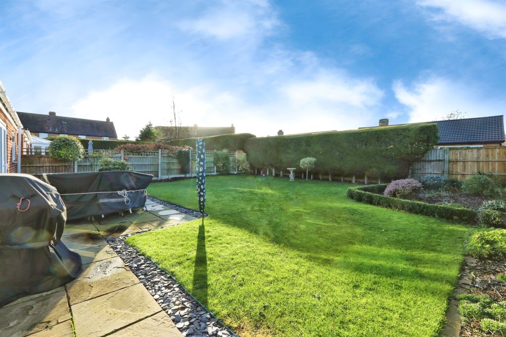 Property photo 2 of 18