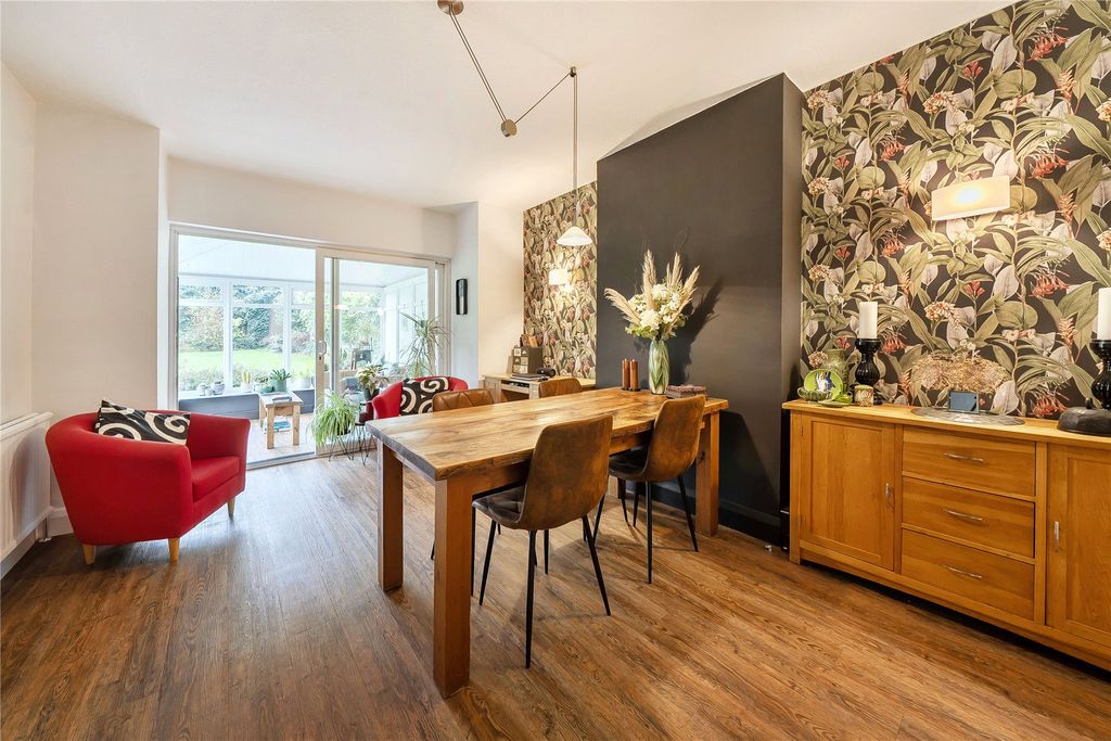 Property photo 3 of 28 Picture No. 14