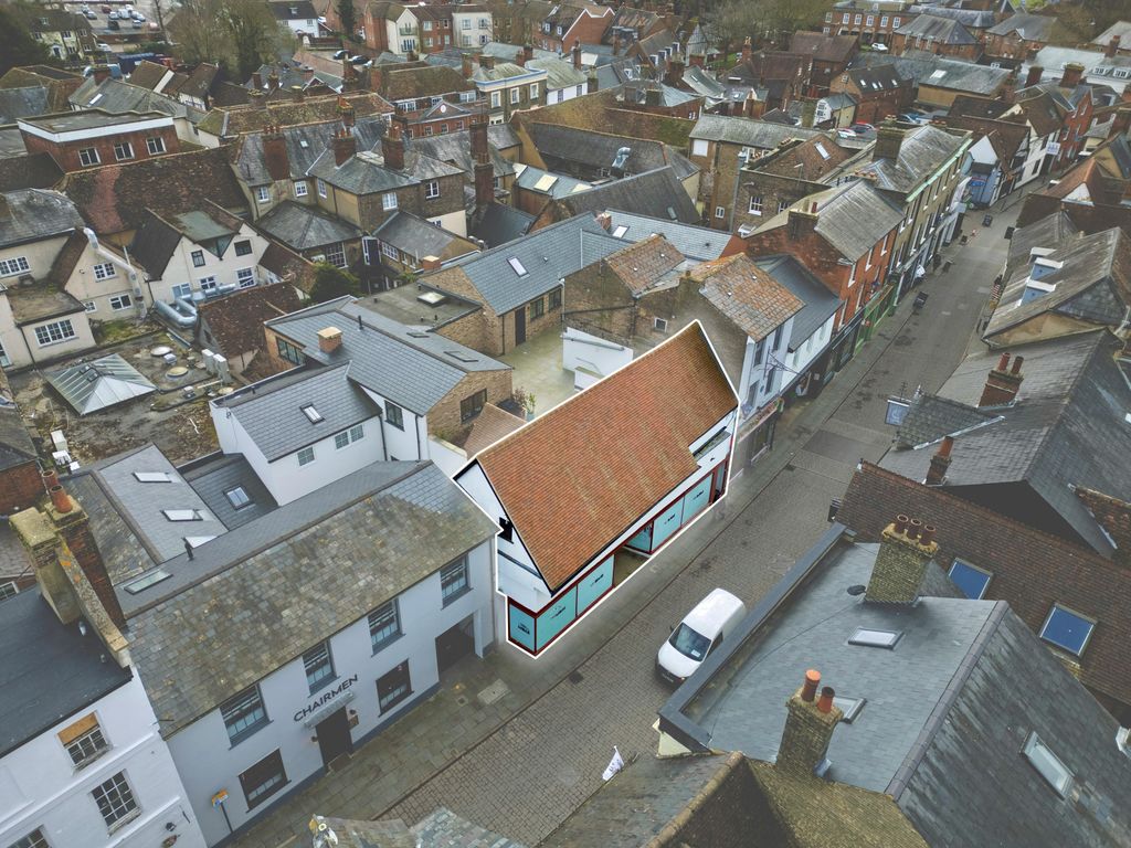 Property photo 3 of 14 3-5 Bucklersbury Close 1 (Line).Jpg