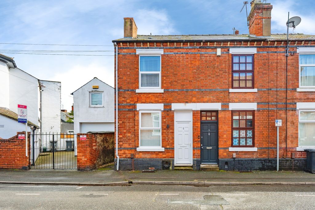 Property photo 1 of 18 Front