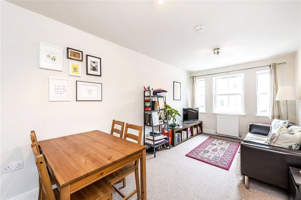 Property photo 3 of 9 Reception Diner