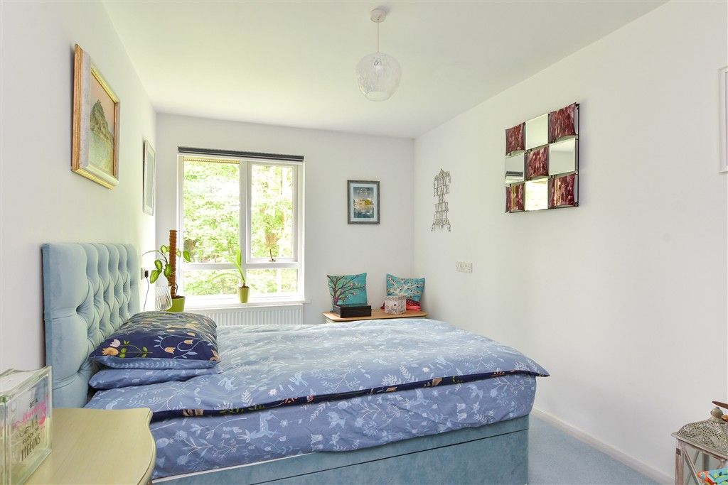 Property photo 2 of 8 Bedroom