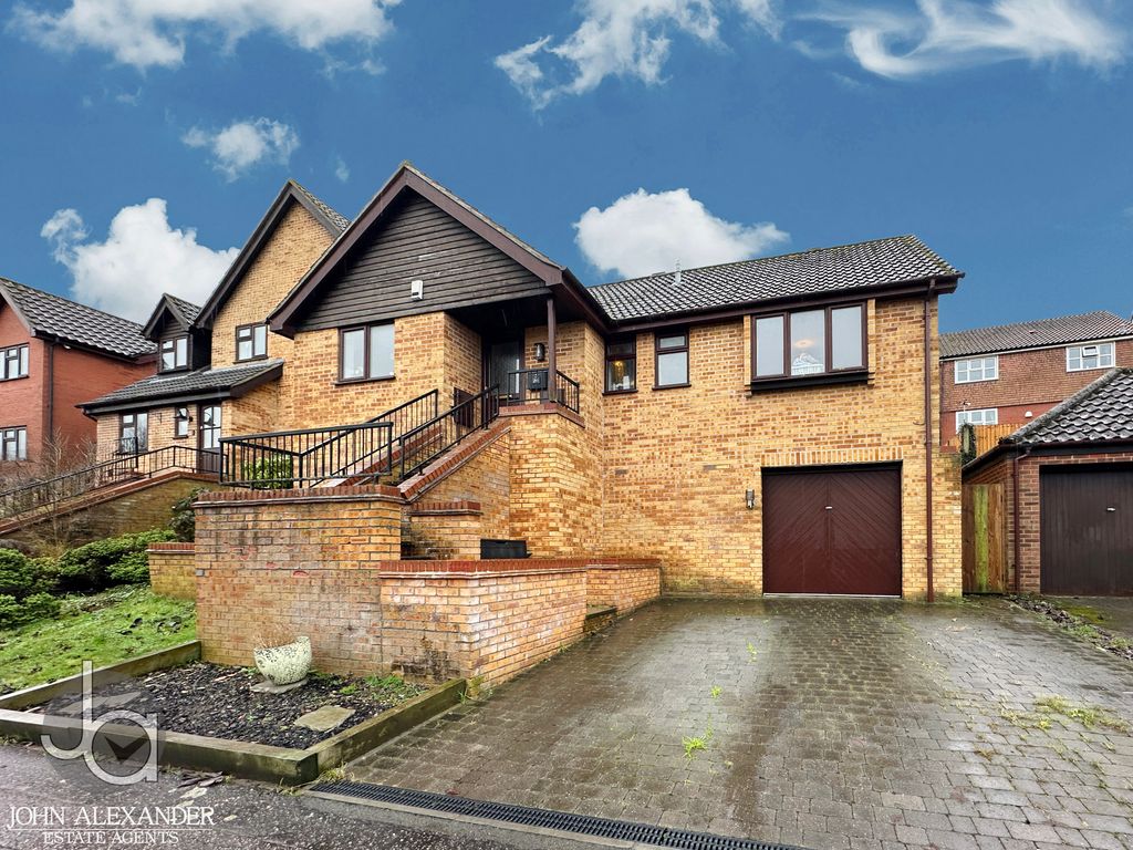 Property photo 1 of 15