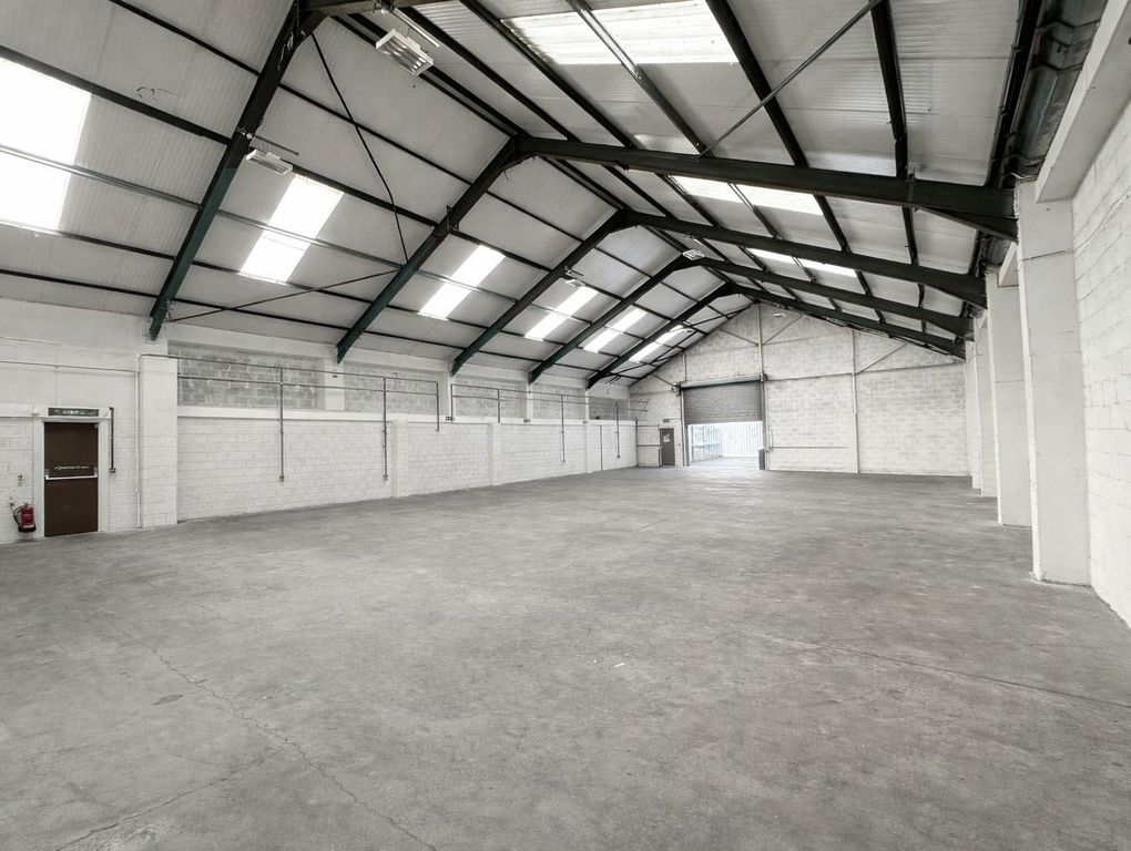 Property photo 3 of 8 Warehouse 1.Jpeg