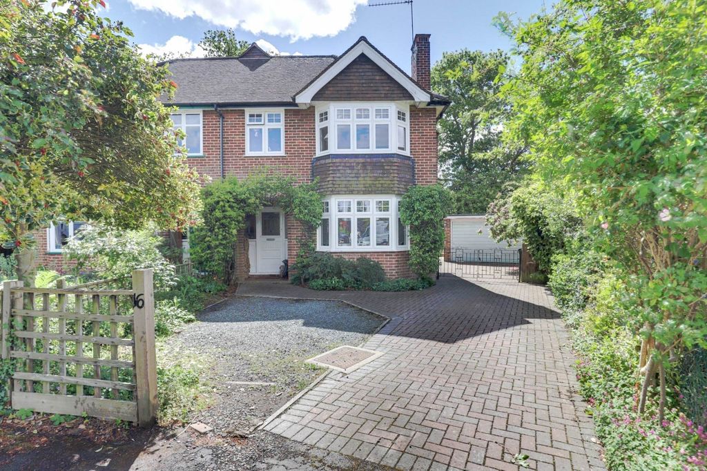 Property photo 2 of 19