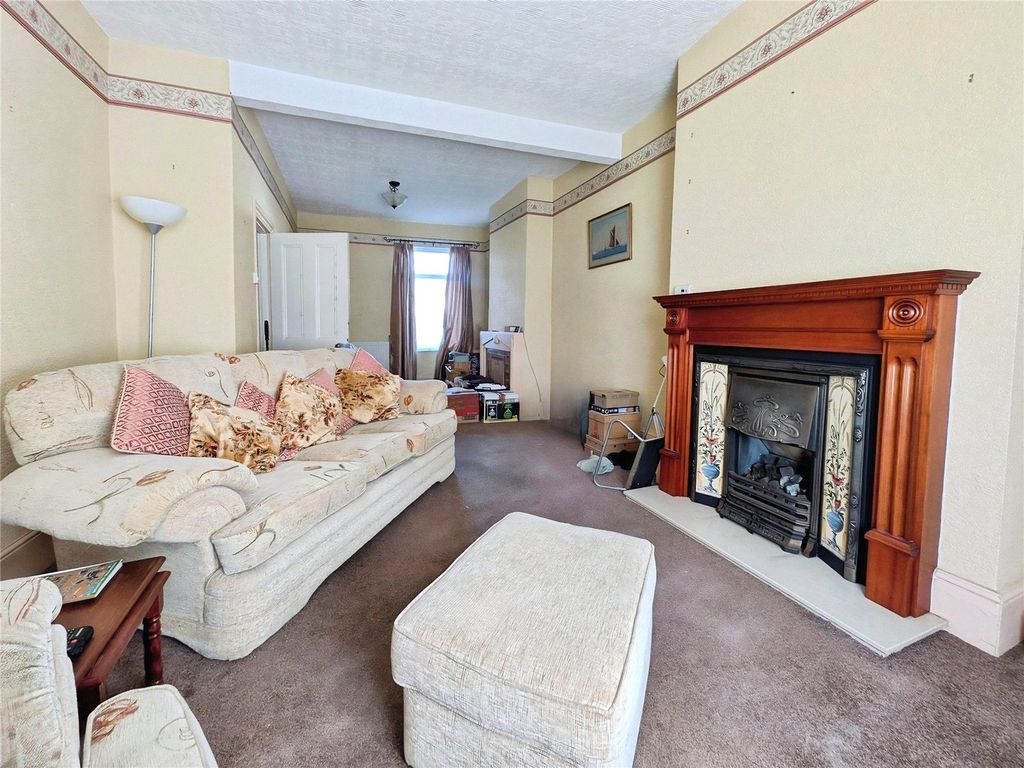 Property photo 2 of 14 Picture No. 22