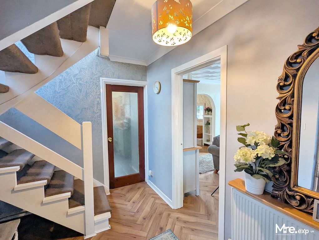 Property photo 3 of 30