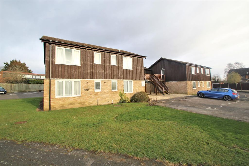 Property photo 1 of 9 T2Rjkk_61Ucwqhflvffwsq.Jpg