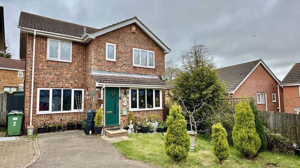 Property photo 1 of 28