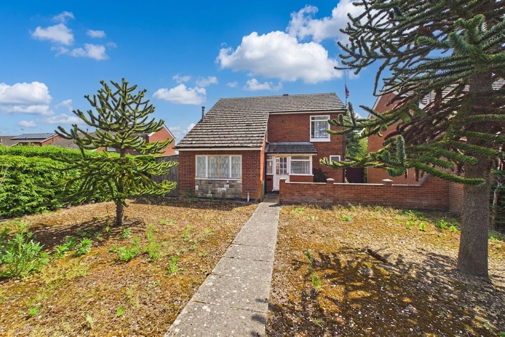 Property photo 1 of 24