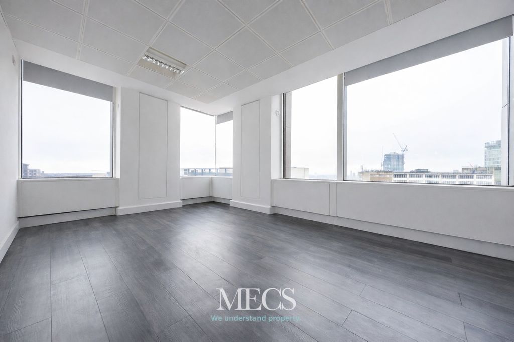 Property photo 1 of 6 4940270