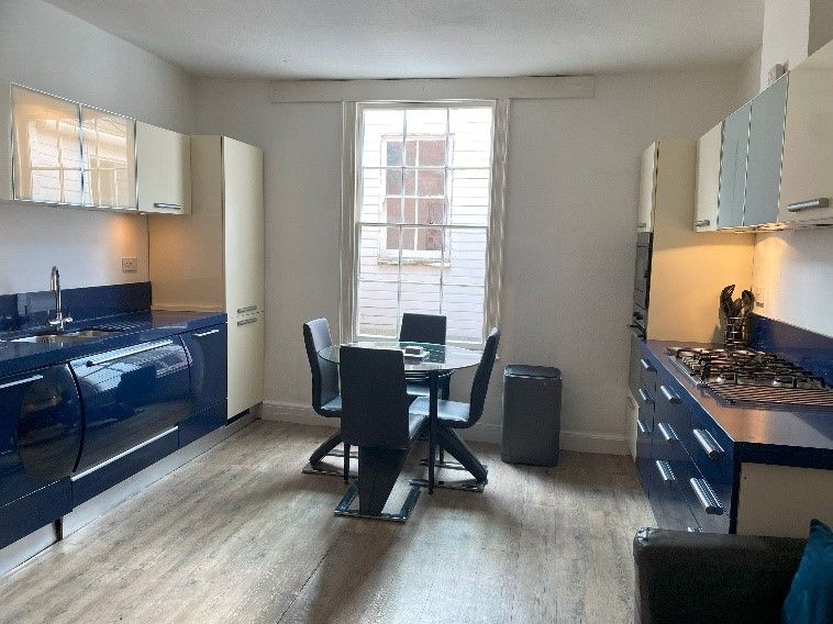 Property photo 3 of 14