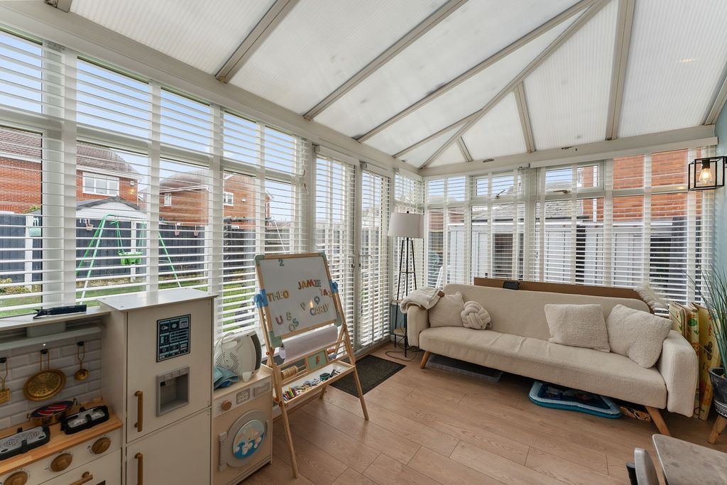 Property photo 3 of 14