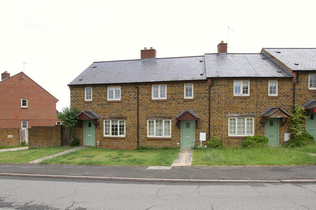 Property photo 1 of 19