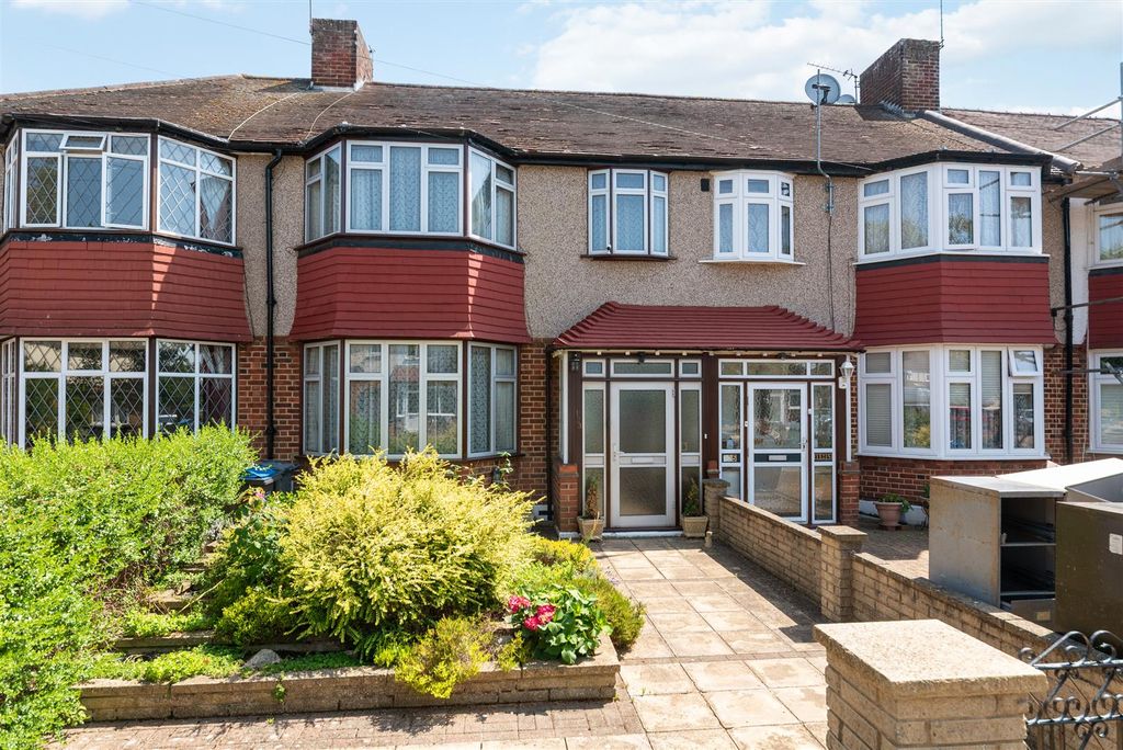 Property photo 1 of 12 Camborne Road