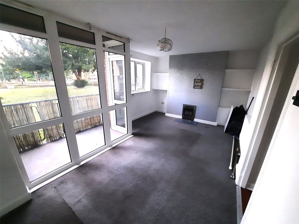 Property photo 2 of 10 Picture No. 06