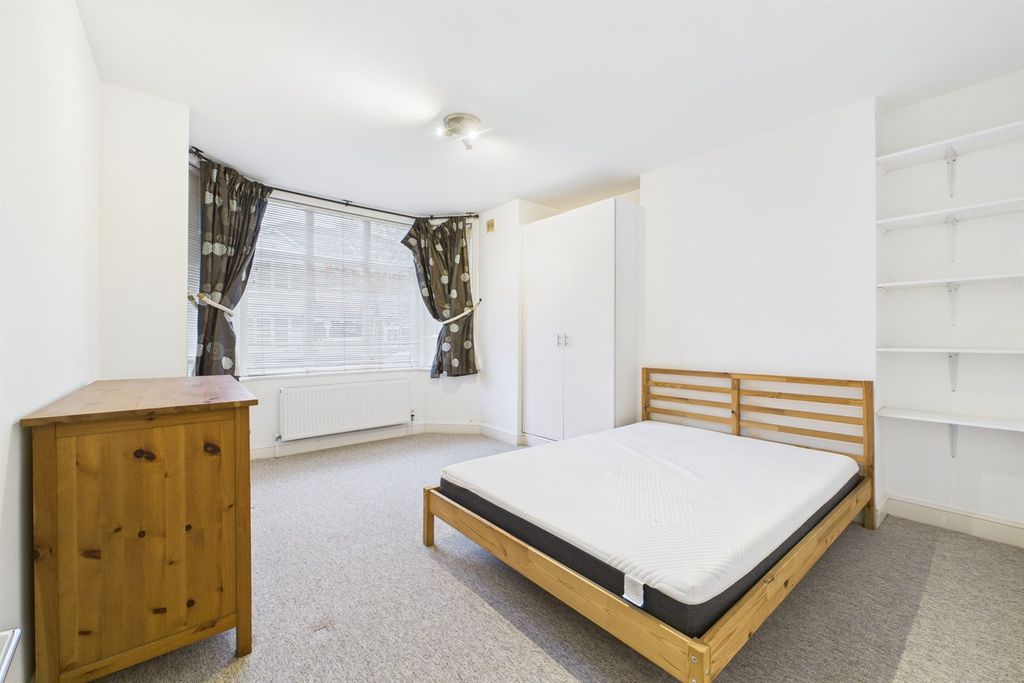 Property photo 2 of 15 Bedroom One