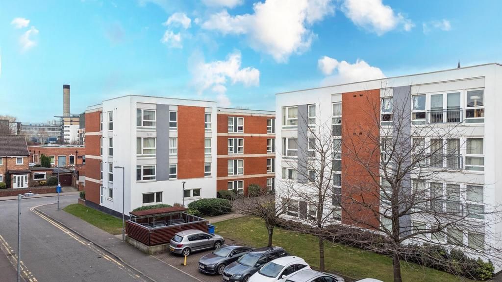 Property photo 1 of 11