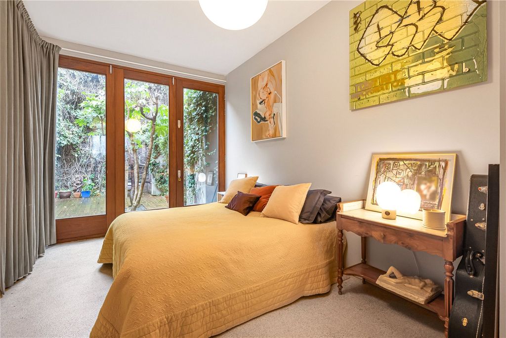 Property photo 3 of 31 Picture No. 10