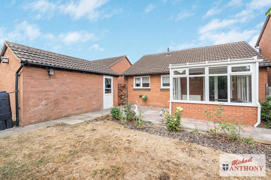 Property photo 3 of 10 Photo 1