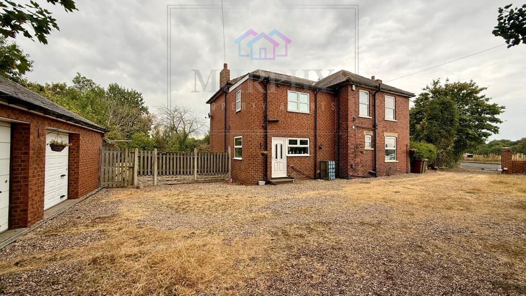 Property photo 3 of 17 Whatsapp Image 2026-08-18 At 16.40.36 (14).Jpeg