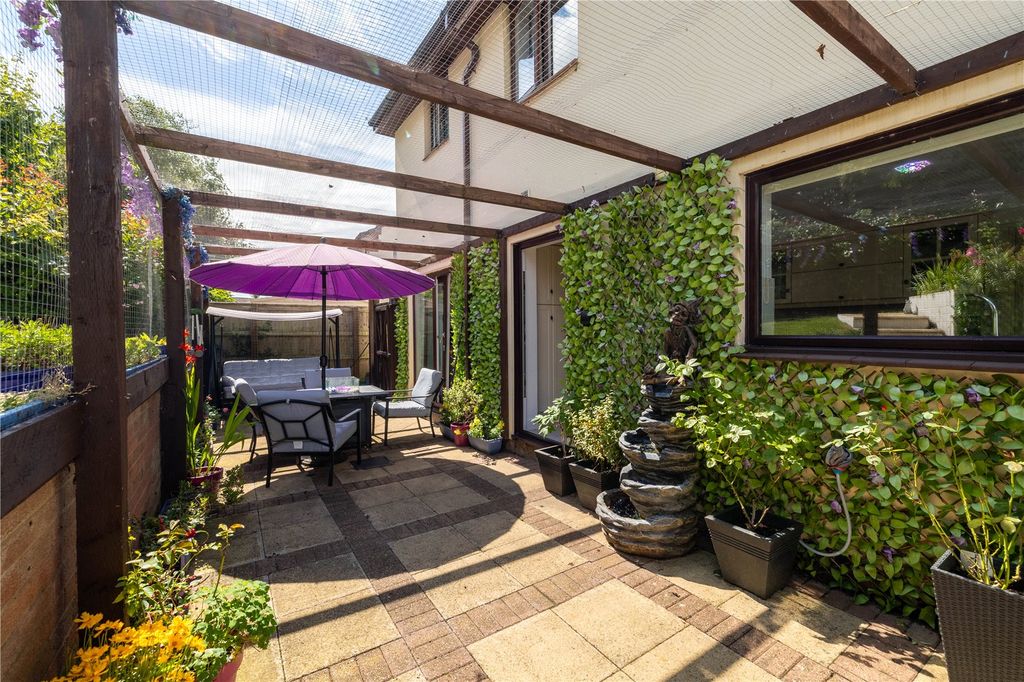 Property photo 2 of 35 Picture No. 01