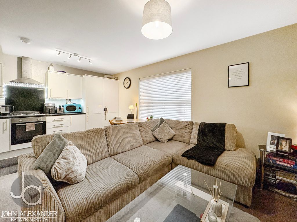 Property photo 3 of 10 20251227_133358597_0.0