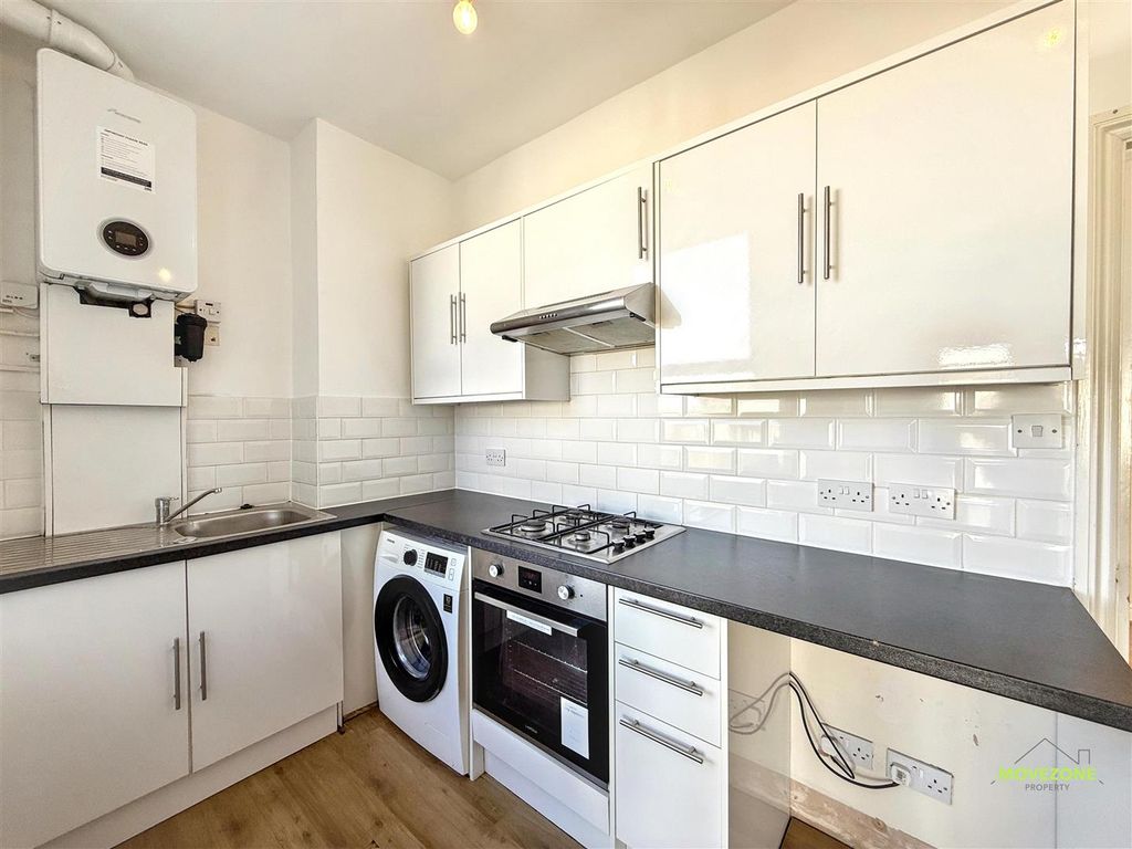 Property photo 2 of 8 Img_8565.Jpg