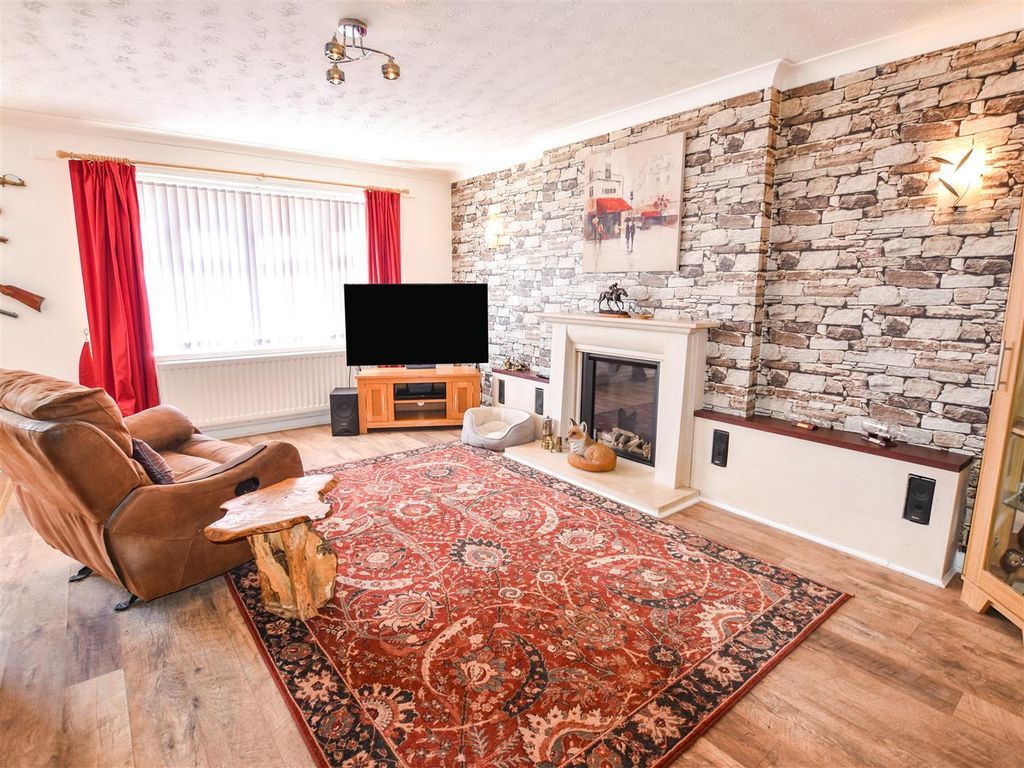 Property photo 2 of 9 11-04-2026__16-25-29_Dsc_1497.7R2Xu.Jpg